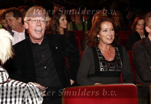 Amsterdam 27 oktober 2008
Jack Spijkerman met zijn ex vrouw Jennemiek bij het 25 jarig artiestenbestaan van Karin Bloemen in Carre.
Peter Smulders bv