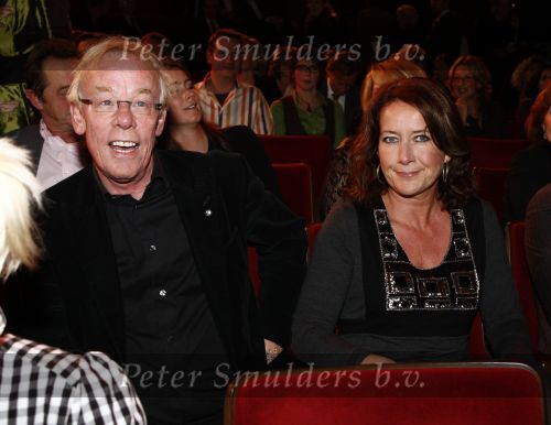 Amsterdam 27 oktober 2008
Jack Spijkerman met zijn ex vrouw Jennemiek bij het 25 jarig artiestenbestaan van Karin Bloemen in Carre.
Peter Smulders bv