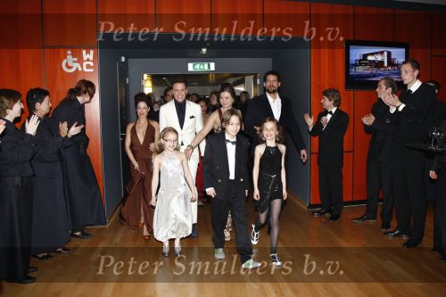 Rotterdam 20 april 2008
Premiere Les Miserables in het nieuwe luxor .Suzan zeegers  Carlo Boszhard Rene v Kooten Celine Purcell Jamai Looman Freek Bartels Nurlaila Marjolein Algera en Wim v d Driesche
Peter Smulders bv