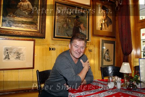 Volendam 18 november 2008
Er kmt een real life soap over volendamet oa Nick en Simon Ruud Gerda Jan en Monique Smit Jan Keizer Jack Veerman met vrouw Jaap Aloys en Alice Buys. Richarda v Kasbergen geeft rondleidingen in Volendam
Peter Smulders bv