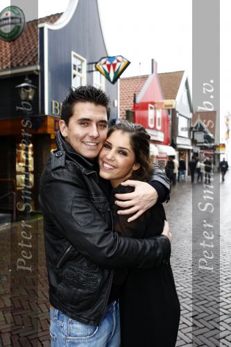 Volendam 18 november 2008
Jan Smit en Yolanthe Cabau v Kasbergen op de dijk in volendam.
Peter Smulders bv