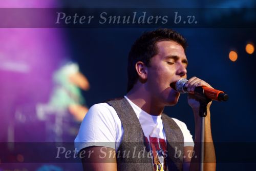 Amsterdam 28 augustus 2008
Presentatie cd en optreden van Jan Smit in paradiso.
Edwin Evers reikt de eerste cd en gouden plaat uit.