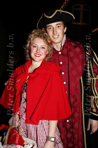 Amsterdam 21 december 2008
House warm party van Jan Smit en Yolanthe Cabau v Kasbergen. Iedereen is verkleed in kleding uit sprookjes.
Peter Smulders bv