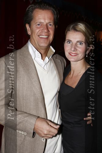 18 December 2008 Kerst/Nieuwjaarsborrel Princess
Jan Willem Bruggenwirth met zijn vrouw
Foto Peter Smulders BV Eindhoven