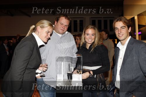 Amsterdam 29 oktober 2007
Presentatie Porsch design gsm  door Ivo van Regteren Altena. Jeroen Bleekemolen met Menno Kohler en zijn vriendin