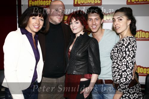 Amsterdam 1 december 2008
Eerste repetitiedag footloose in de focus studios. Roel Vente en Albert Verlinde produderen hem en in de hoofdrollen spelen Kim Lian v d Mey William Spaaij Roy Kullick Talita Angwarmasse Nadine v d Kuyp Vincent de Lusenet Jeroen Phaff en Janke Dekker.
Peter Smulders bv
