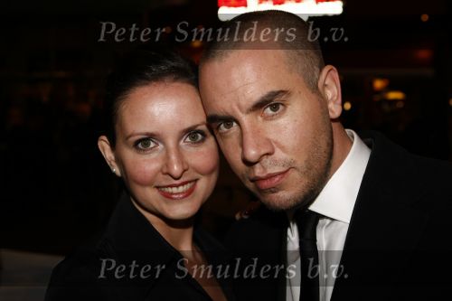 Amsterdam 17 november 2008
Premiere Oorlogswinter in Tuschinski. Jeroen v Koningsbrugge met zijn vrouw
Peter Smulders bv