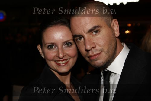 Amsterdam 17 november 2008
Premiere Oorlogswinter in Tuschinski. Jeroen v Koningsbrugge met zijn vrouw
Peter Smulders bv