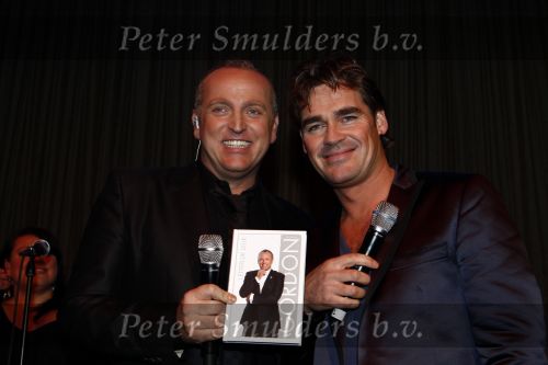 Amsterdam 7 november 2008
Presentatie boek en cd van Gordon bij Panama. jeroen v d Boom
Peter Smulders bv