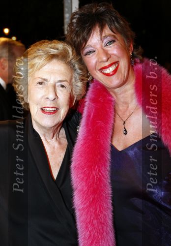 Amsterdam 10 oktober 2008
Premiere Sunset Boulevard in Carre. Jetty Pearl met dochter
Peter Smulders bv