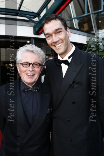 Zaandam 7 december 2008
Premiere op hoop van zegen. Jacques d Ancona met vriend Hans Langhout
Peter Smulders bv