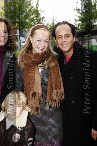 Amsterdam 5 oktober 2008
Premiere Sinterklaas en het geheim van het grote boek in pathe arena. John Karthaus met Caroline Spoor
Peter Smulders bv
