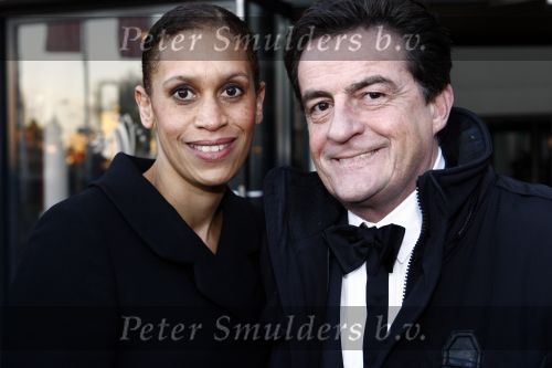 Zaandam 7 december 2008
Premiere op hoop van zegen. Johnny Kraaykamp jr met vriendin
Peter Smulders bv