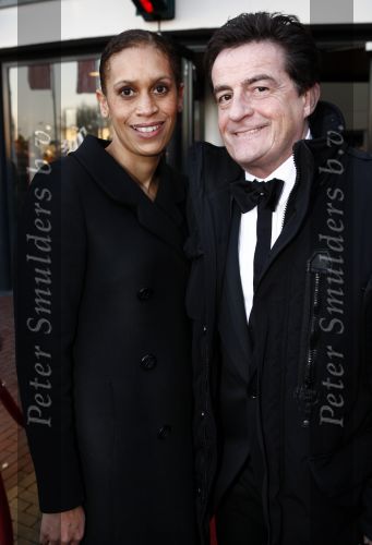 Zaandam 7 december 2008
Premiere op hoop van zegen. Johnny Kraaykamp jr met vriendin
Peter Smulders bv