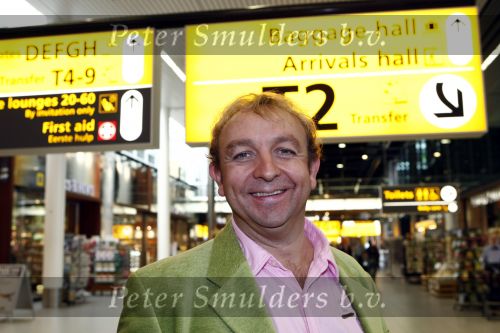 Schiphol 1 oktober 2008
Presentatie Boeing Boeing op schiphol met Jon v Eerd Lone v Roosenaal Dominique v Vliet irene Kuiper Wilbert Gieske Camilla Siegertsz en Erwin v Lambaart op schiphol.
Peter Smulders bv