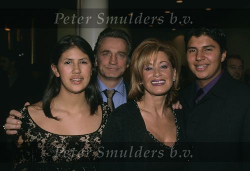 17 December 1998
Hans Breukhoven samen met Connie Breukhoven en kinderen
Jordy Breukhoven en Shanna Breukhoven
