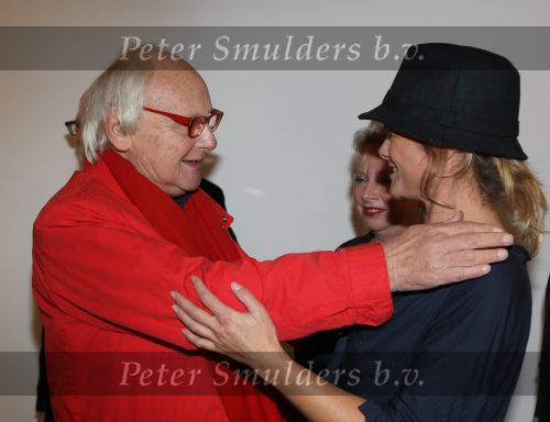 Amsterdam, 15 November 2008
Opening Expositie van Judith Wiersma
Judith Wiersma met haar ex-buurman Ferry Hoogendijk
Foto Peter Smulders BV