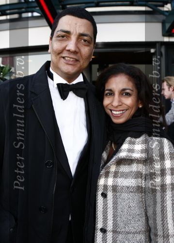 Zaandam 7 december 2008
Premiere op hoop van zegen. Jurgen Raymann met vrouw
Peter Smulders bv