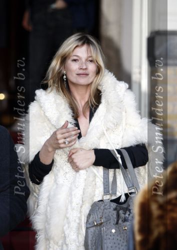 Amsterdam 24 maart 2008
Kate Moss met haar nieuwe vriend Jamie Hince bij het Amstel Hotel.
Peter Smulders bv