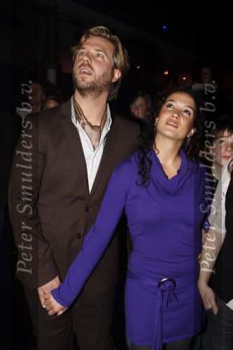 Kaatsheuvel 25 november 2007
Katja Schuurman Thijs Romer en Tara Elders bij kerstborrel Princess ivm presentatie nieuwe film.