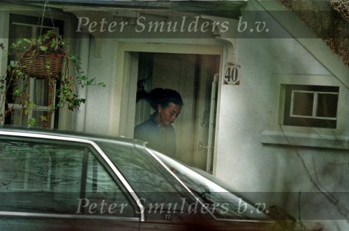11 Februari 1995
kees Brusse met zijn vriendin terwijl zijn vrouw thuis is
