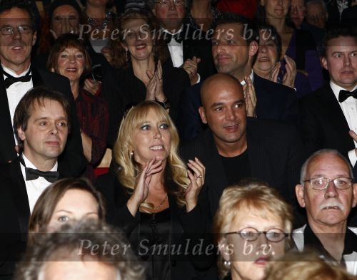 Zaandam 7 december 2008
Premiere op hoop van zegen met oa Ben Cramer en Charly Luske. Kiki Classen met vriend
Peter Smulders bv