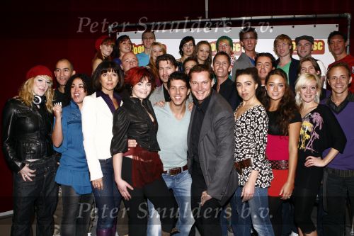 Amsterdam 1 december 2008
Eerste repetitiedag footloose in de focus studios. Roel Vente en Albert Verlinde produderen hem en in de hoofdrollen spelen Kim Lian v d Mey William Spaaij Roy Kullick Talita Angwarmasse Nadine v d Kuyp Vincent de Lusenet Jeroen Phaff en Janke Dekker.
Peter Smulders bv