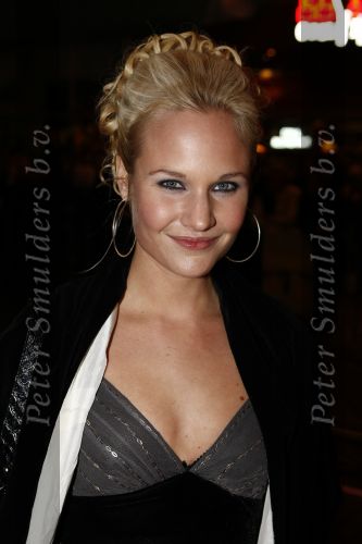 Amsterdam 17 november 2008
Premiere Oorlogswinter in Tuschinski. Kimberly Klaver
Peter Smulders bv
