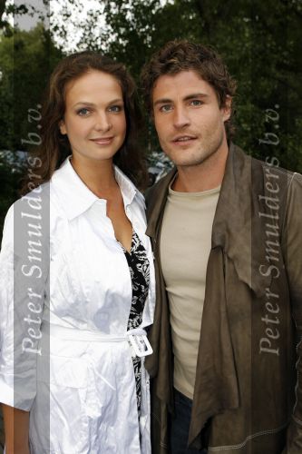 Bloemendaal 10 juli 2007
Premiere Harry Potter in openlucht theater.
Aanwezig heel veel acteurs van ONM en GTST.Koertjan de Bruin met Charlotte vriendin
Peter Smulders bv