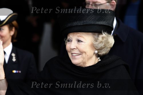 Rotterdam 7 november 2008
Koningin Beatrix bij erasmus prijs in Rotterdam.
Peter Smulders bv