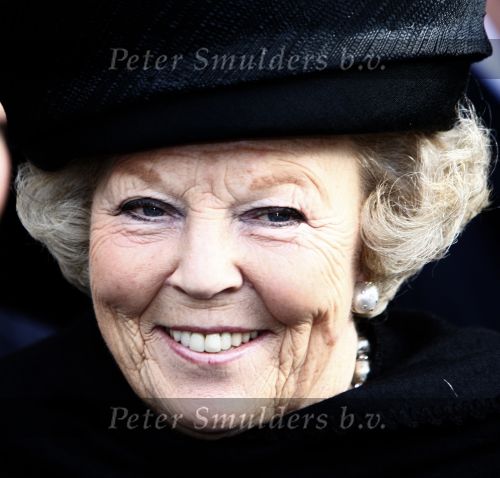 Rotterdam 7 november 2008
Koningin Beatrix bij erasmus prijs in Rotterdam.
Peter Smulders bv