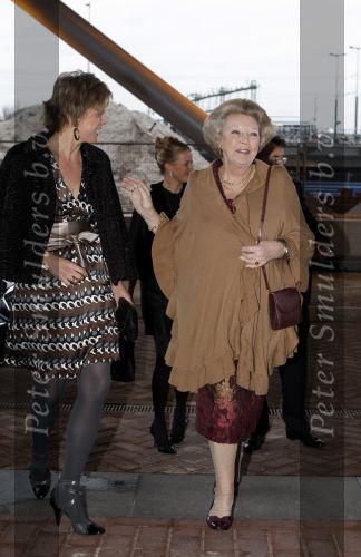 Amsterdam  12 december 2007
Uitreiking prins Claus prijzen in het muziekcentrum aan het ij. Orinses Maxima Laurentien Mabel Koningin Beatrix Prins Willem Alexander Friso en Constantijn zijn daarbij aanwezig.
Peter Smulders bv