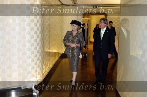 Schiphol 23 januari 2008
Opening nieuwe VIP centrum en koninklijke loge op schiphol door Koningin Beatrix.
Gerlach Cerfontaine begeleidt haar.