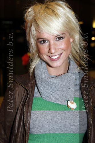 Rotterdam 25 oktober 2007
Premiere Holiday on ice in ahoy. lid van de meisjeband Kus