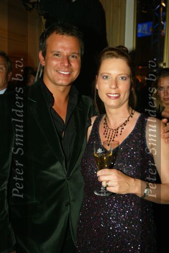 Amsterdam 6 oktober 2003
Beau Monde awards in het amstel hotel
helga Bouwman en leco v zadelhoff