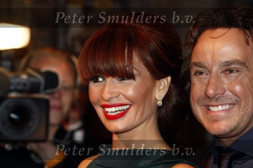 Amsterdam 8 december 2008
Premiere Wit Licht in Tuschinski. Marco Borsato speelt de hoofdrol en Prins Willem Alexander en Prinses Maxima zijn aanwezig. Marco met Leontine
Peter Smulders bv