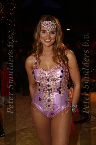 Den Bosch 19  november 2008
Kerstcircus rtl gepresenteerd door Wendy v Dijk en Beau v Erven Dorens.  Lieke v Lexmond doet act met olifant
Peter Smulders bv