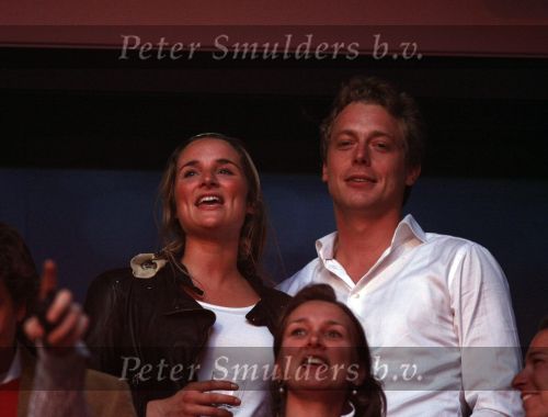 Amsterdam 26 mei 2008
 Lieke v Lexmond en Mark v Eeuwen tijdens het meezing concert van Andre Hazes in de arena.