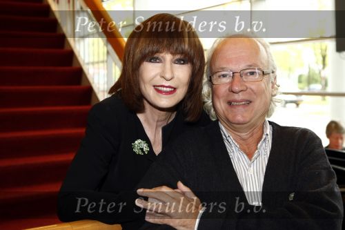 Amsterdam 1 oktober 2008
Presentatie musical Piaff met Liesbeth List en Geert Hoes. Liesbeth met Eddy habbema
Peter Smulders bv