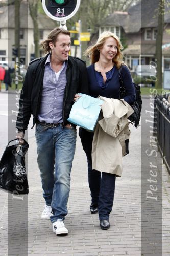Laren 18  april 2008
Linda de Mol en Jeroen Rietbergen aan het winkelen in Laren op de verjaardag van Jeroen.
Peter Smulders bv