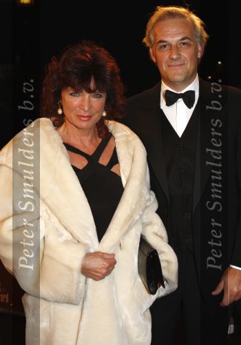 Amsterdam 10 oktober 2008
Premiere Sunset Boulevard in Carre. Linda v Dijck met man
Peter Smulders bv