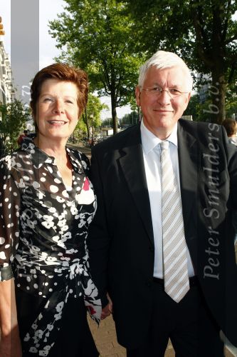Amsterdam 16 juli 2008
Premiere Bolshoi Ballet in Carre. 
Joop Daalmeijer met Maartje v Weegen