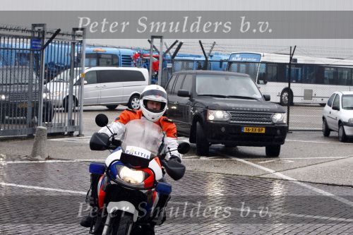 Schiphol 2 september 2008
Madonna arriveert met een prive vliegtuig op schiphol oost voor haar optreden/concert in de amsterdam arena.
Peter Smulders bv