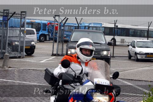 Schiphol 2 september 2008
Madonna arriveert met een prive vliegtuig op schiphol oost voor haar optreden/concert in de amsterdam arena.
Peter Smulders bv