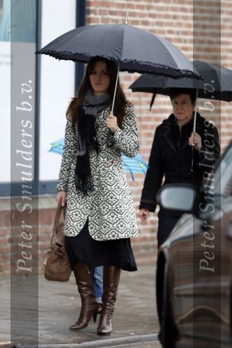 Den Bosch 5 april 2008
De ex vriendin van Geert hoes Manuela met haar zoontje en moeder aan het winkelen in den Bosch.
Peter Smulders bv