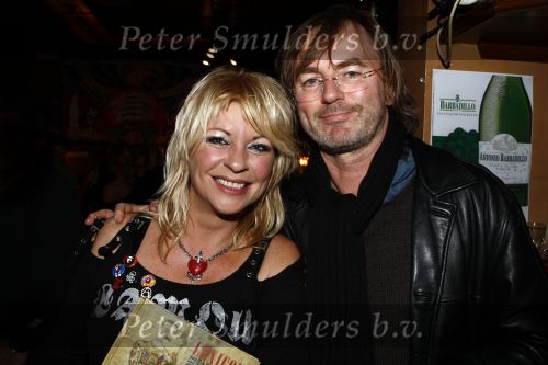 Amsterdam 20 november 2008
Presentatie Boek Henk Schiffmacher. Manuela Kemp  met haar man
Peter Smulders bv