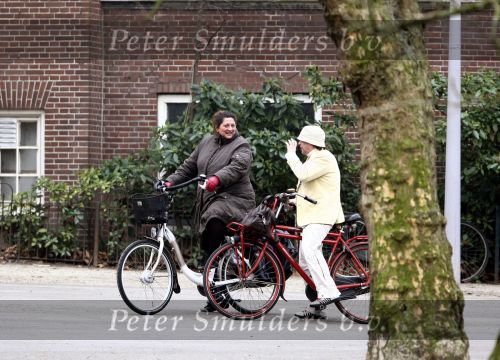 Amsterdam 20 februari 2008
Annette Malherbe samen met Marc Marie Huybregts op de fiets in het vondelpark en de pc hooftstraat.
Peter Smulders bv