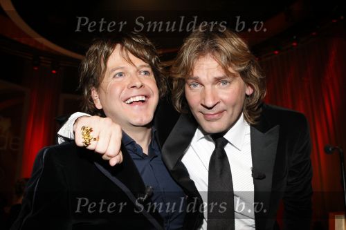 Amsterdam 26 oktober 2007
Mathijs v Nieuwkerk wint de televizierring 2007 in carre. Met Marc Marie Huybregts