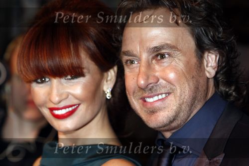 Amsterdam 8 december 2008
Premiere Wit Licht in Tuschinski. Marco Borsato speelt de hoofdrol en Prins Willem Alexander en Prinses Maxima zijn aanwezig.
Peter Smulders bv