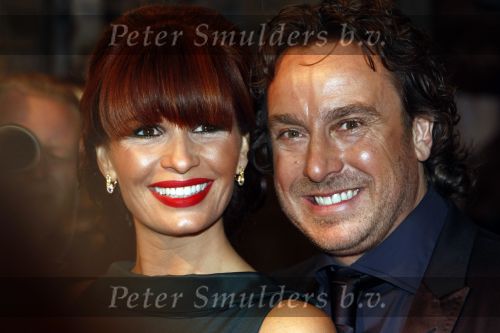 Amsterdam 8 december 2008
Premiere Wit Licht in Tuschinski. Marco Borsato speelt de hoofdrol en Prins Willem Alexander en Prinses Maxima zijn aanwezig. Marco met Leontine
Peter Smulders bv